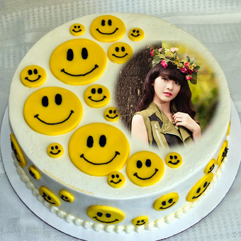 PHOTO ON BIRTHDAY CAKE