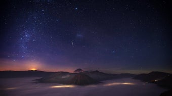 Night Skies PREMIUM的第0张图片