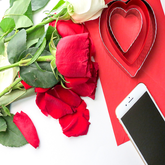 Immagine 0 per Texts to make her smile